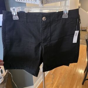 Old Navy Black Women's Bermudas